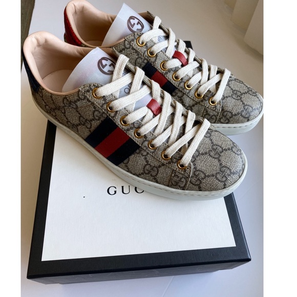 Gucci Shoes - ♥️SOLD MERCARI ♥️Gucci shoes